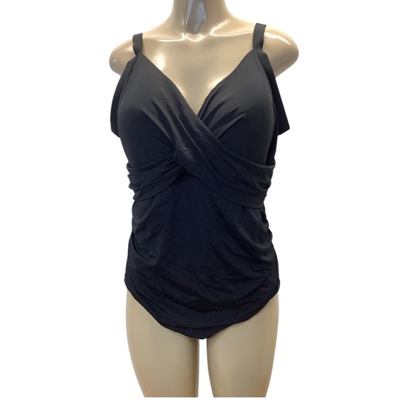 Jantzen One Piece Swimsuit With Adjustable Straps Black Size 22W New With Tags - Picture 7 of 7